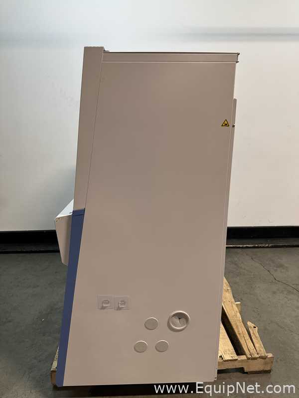 Cabine de Segurança Biológica Thermo Fisher Scientific 1375