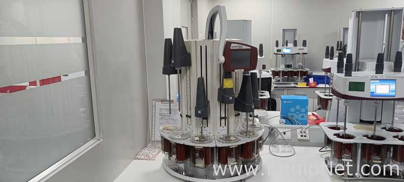 Distek Symphony 7100 Dissolution System