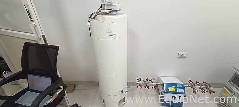 Sistema de Purificação e Destilação de Água Millipore Elix Advantage 15