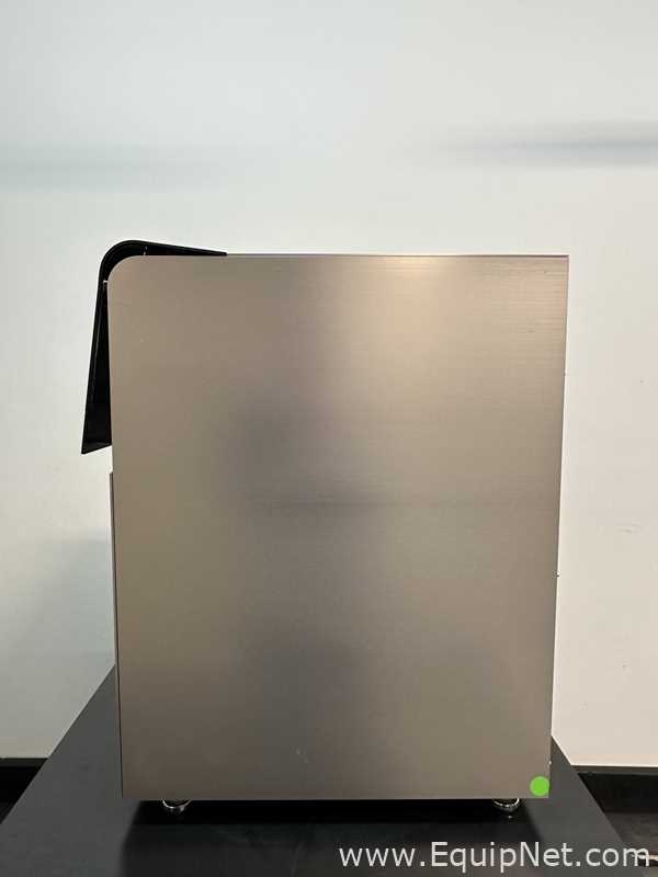 Sony LE-SH800ZFP Cell Sorter With Fludics Cart Jun-Air 85R-4P And SAFE System Smoke Evacuator