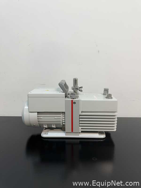 Welch C/RV Pro 8 Two-Stage Rotary Vane Vacuum Pump