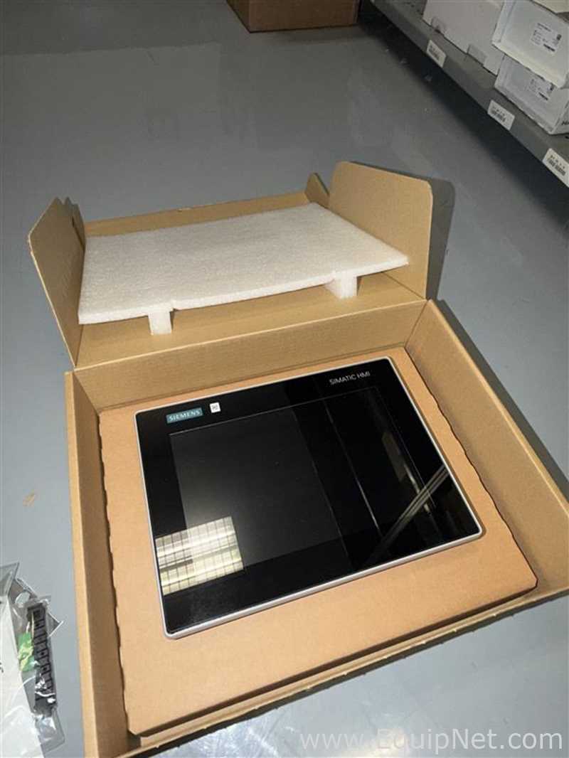 Componente Electrónico Siemens SIMATIC HMI MTP1000 Unified Comfort Panel. Sin usar