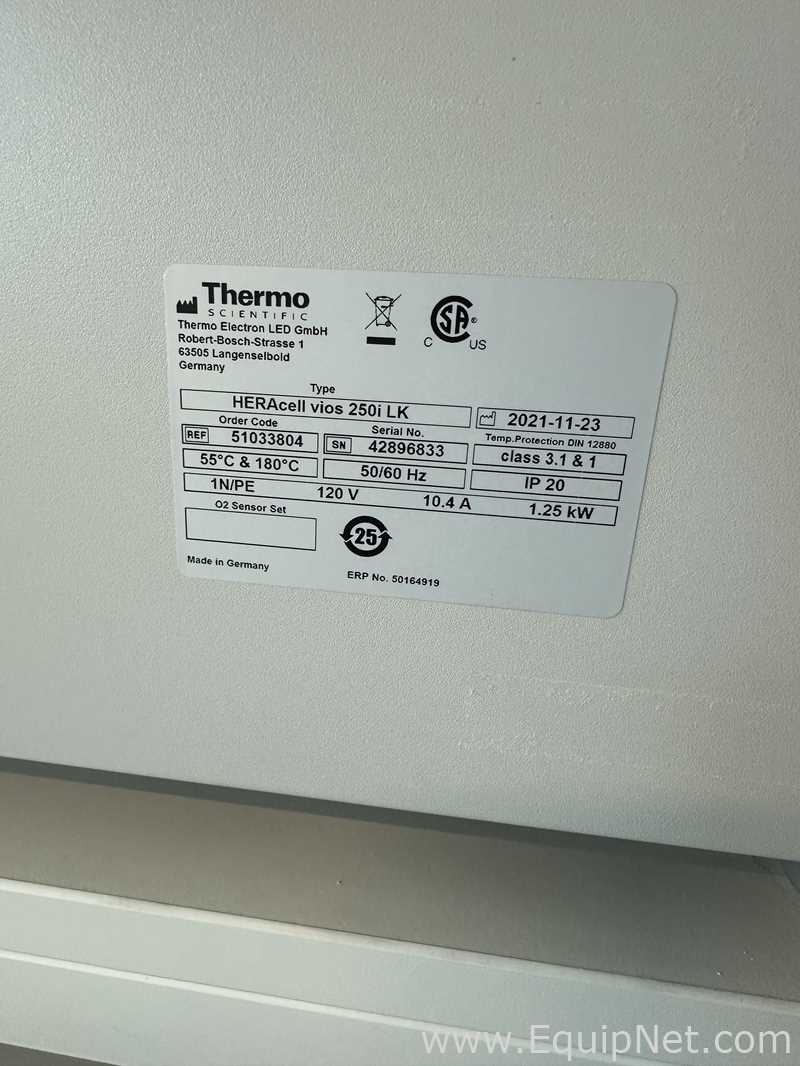 Thermo Scientific HeraCell vios 250i LK CO2 Double Stack Incubators