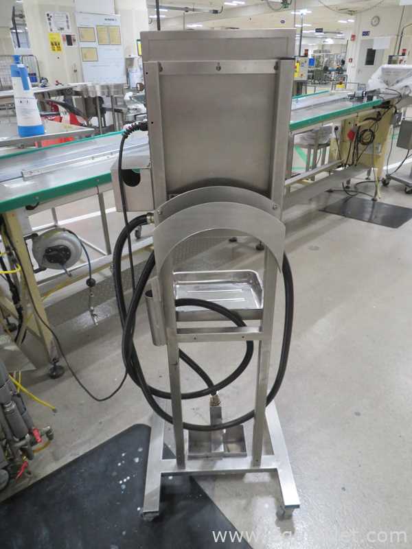 Linhas de Marcador de Código ou Impressão EBS Ink-Jet Systems EBS-6100