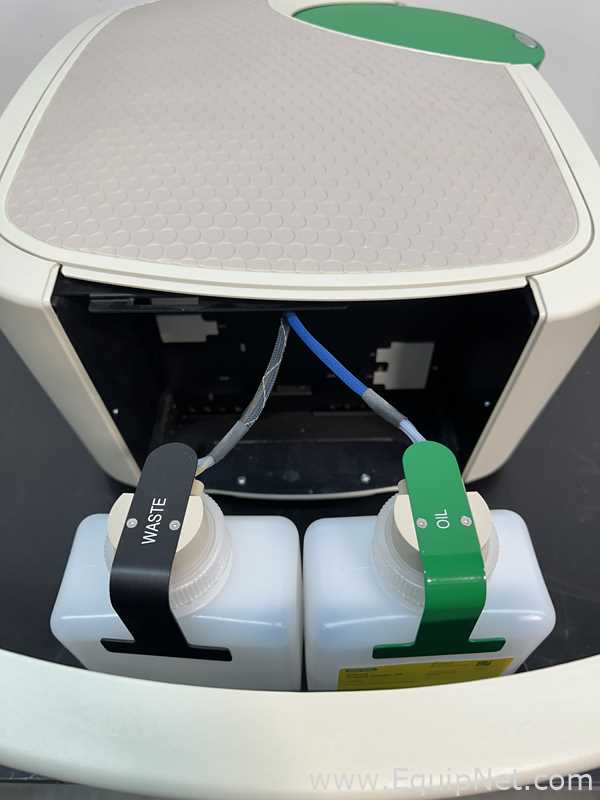 Bio-Rad QX200 Droplet Reader With PX1 PCR Plate Sealer