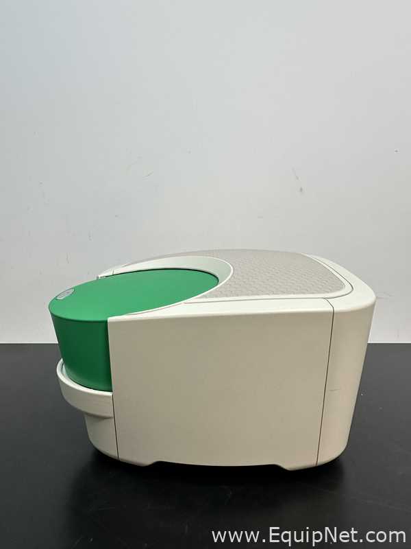 Bio-Rad QX200 Droplet Reader With PX1 PCR Plate Sealer