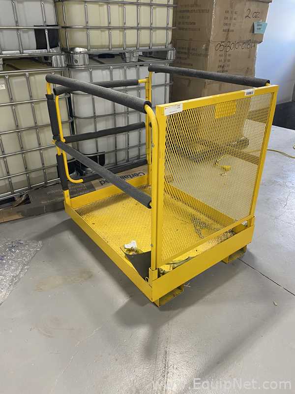 Linhas de Equipamento de Elevação Uline H-2771