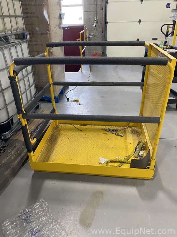 Linhas de Equipamento de Elevação Uline H-2771
