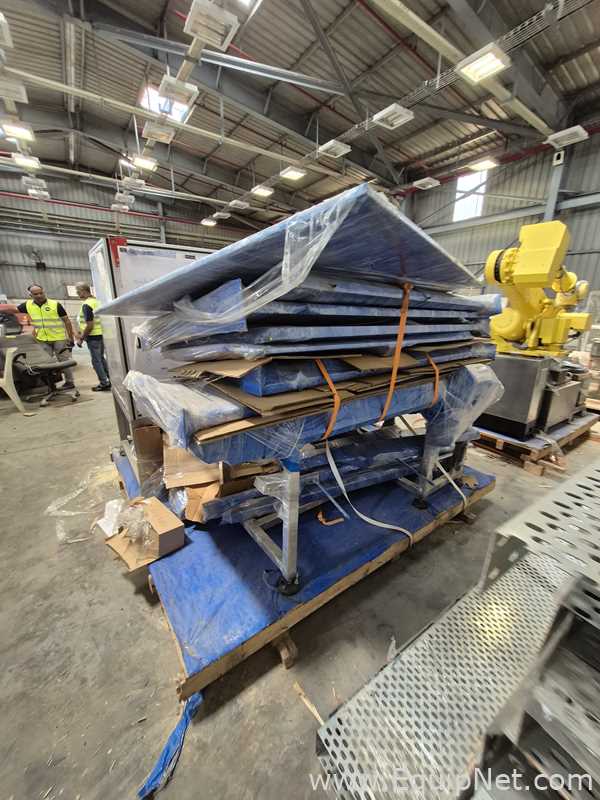 Warade Packtech VVR End of Line Robotic Palletizer