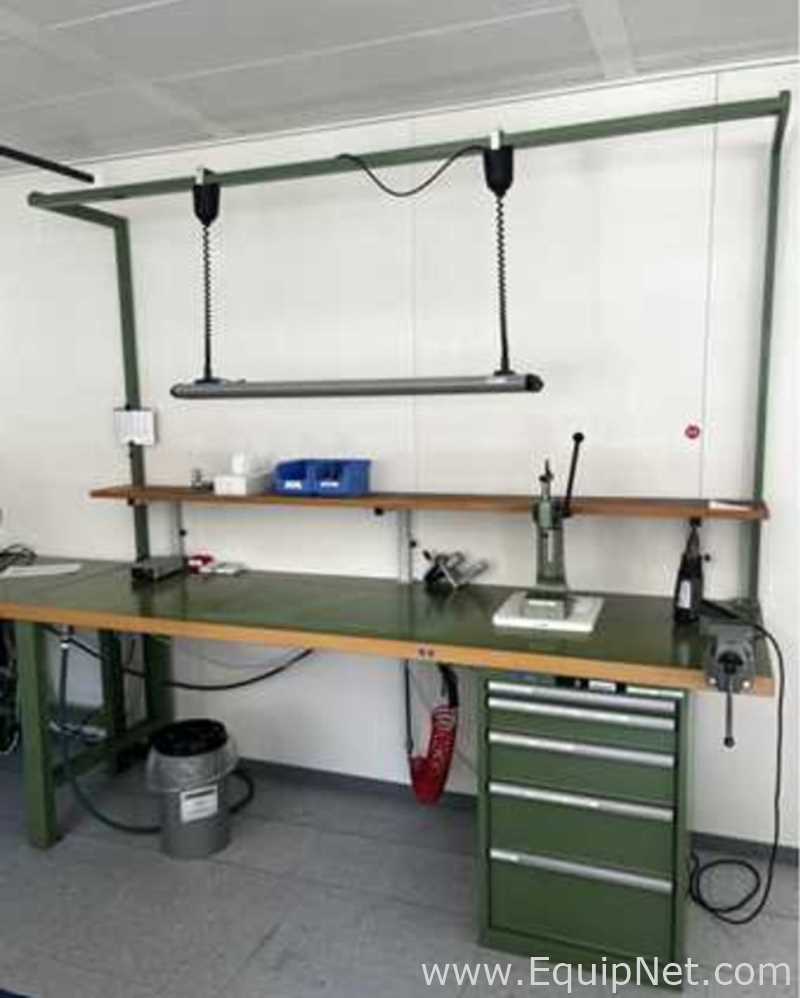 Service Workstation