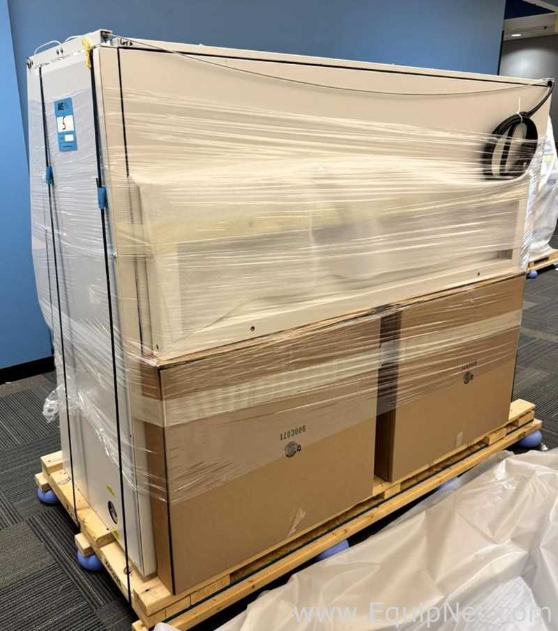 Brand New still in box Baker Company SterilGARD SG604 Biological Safety Cabinet