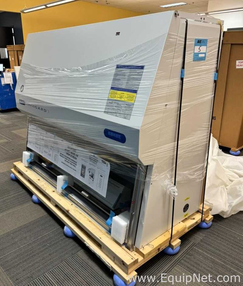 Brand New still in box Baker Company SterilGARD SG604 Biological Safety Cabinet