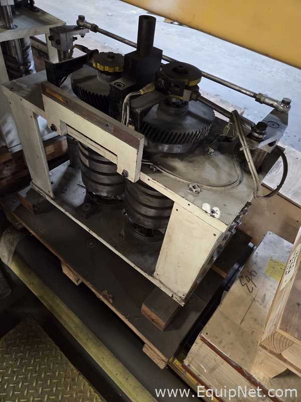 Máquina para Producción de Papel Perini E8002