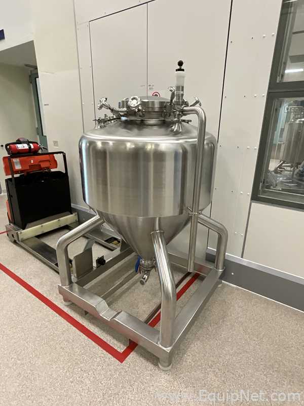 Lot of 9 off 550 Litre Stainless Steel Vacuum Rated Portable Intermediate Bulk Containers