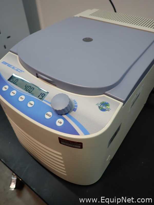 Labnet Breeze Prism R Multi-Application Centrifuge
