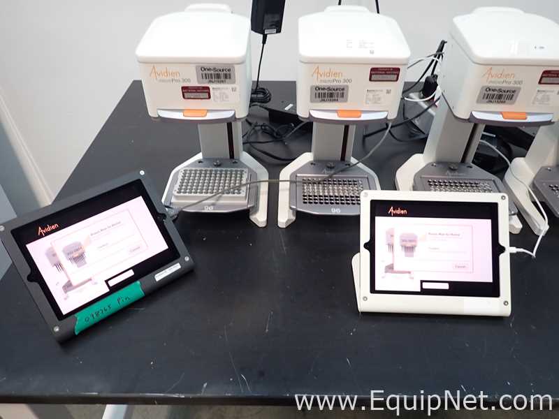 Lot of 4 Avidien microPro 300 Dispensers with 3 Apple Tablets