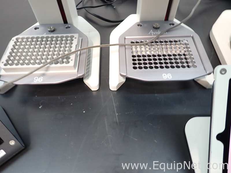 Lot of 4 Avidien microPro 300 Dispensers with 3 Apple Tablets