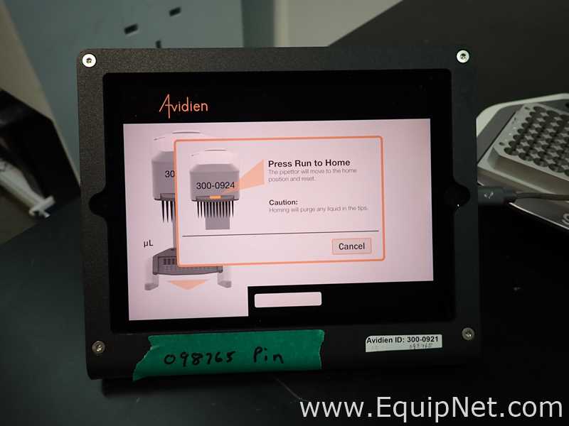 Lot of 4 Avidien microPro 300 Dispensers with 3 Apple Tablets