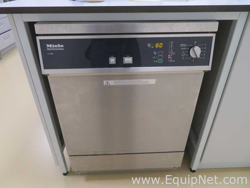 Lavadora de Cristalería Miele Professional G7883 