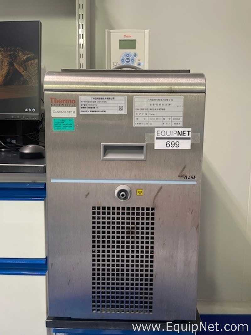 Banho Maria e Circulador Thermo Scientific Cooltech 320II