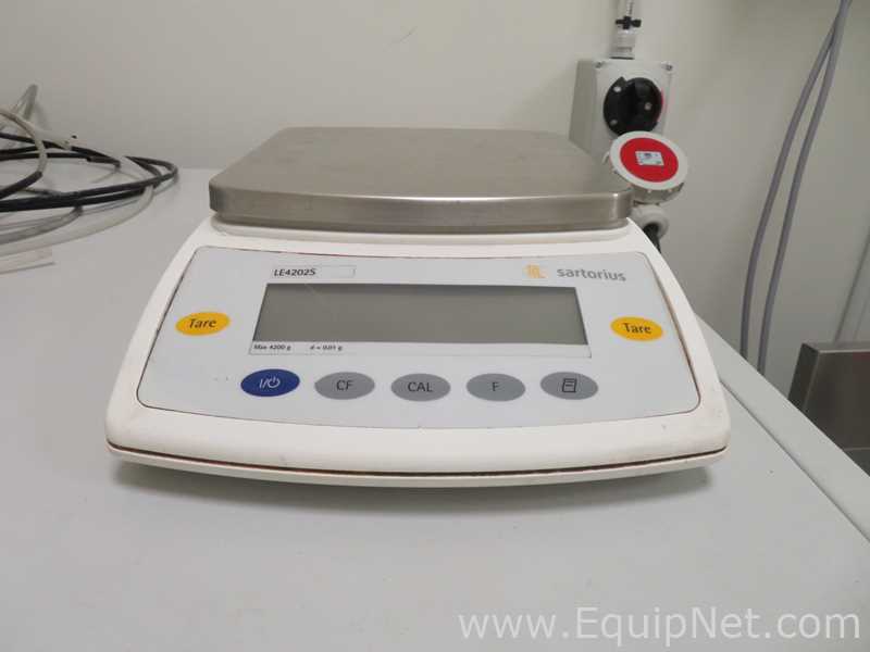 Sartorius LE4202S Balance with Power Supply