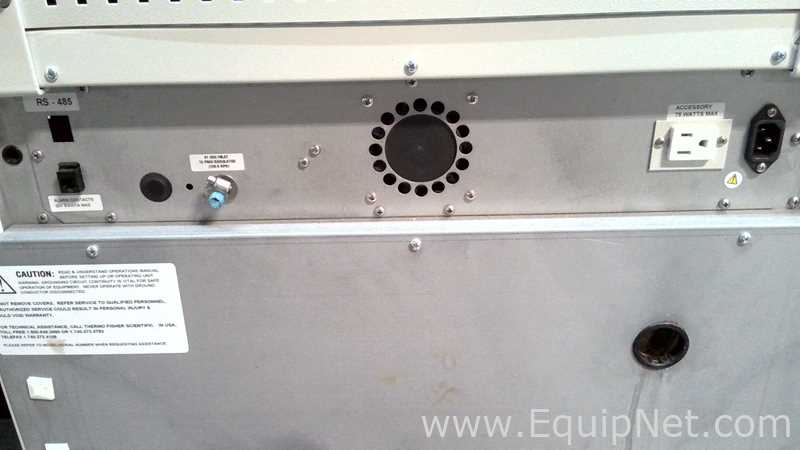 Incubadora Thermo Fisher Scientific 370