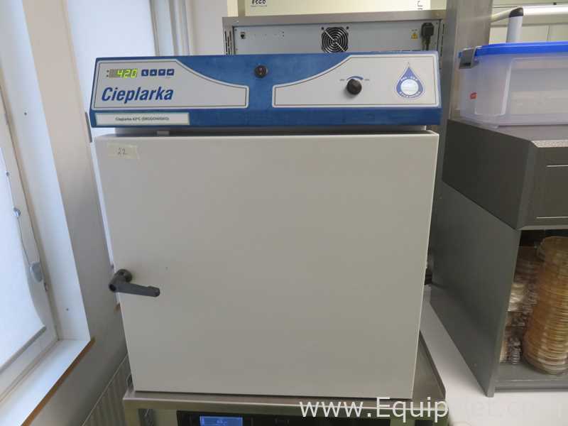 Incubadora Pol-Eko Aparatura SP.J. CLW 53