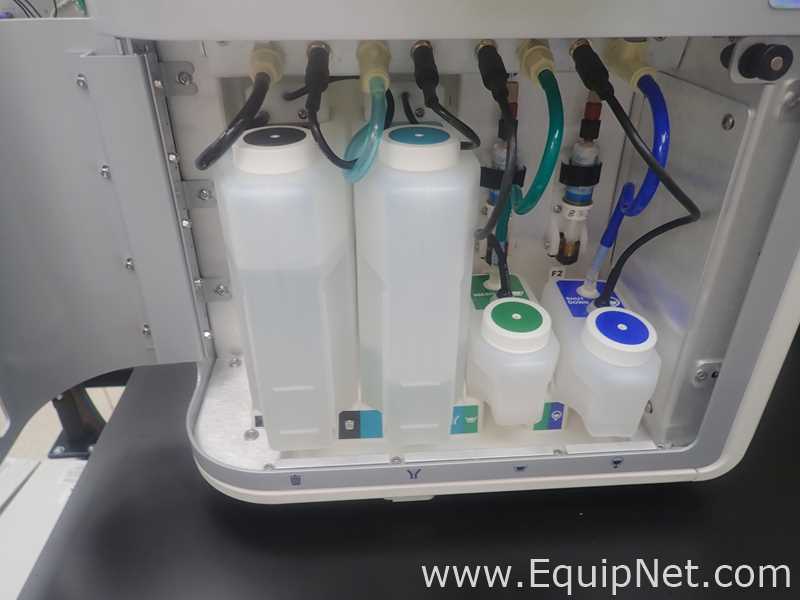 Invitrogen Attune NxT Acoustic Focusing Cytometer With CytKick Max And Extended Fluid System