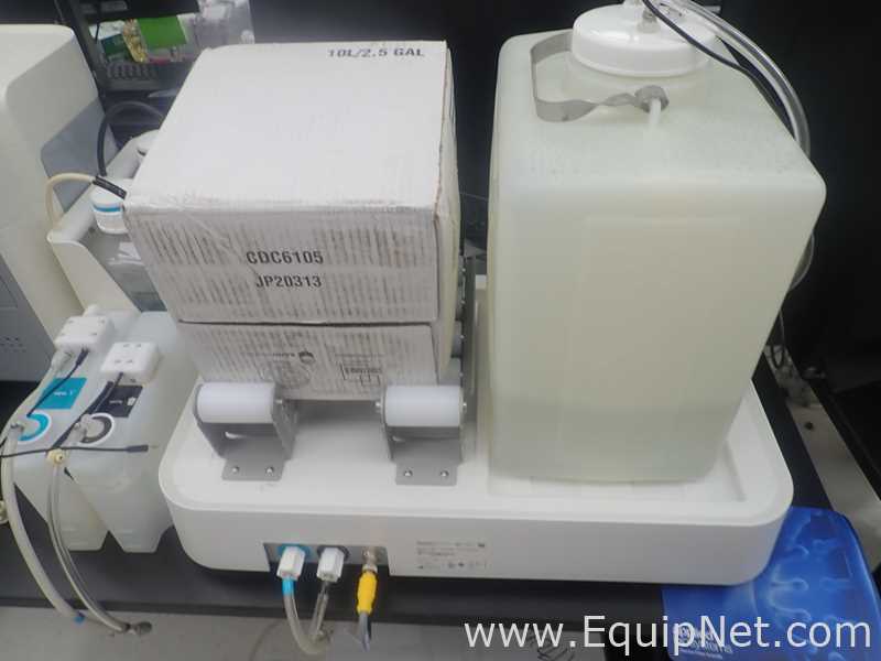 Invitrogen Attune NxT Acoustic Focusing Cytometer With CytKick Max And Extended Fluid System