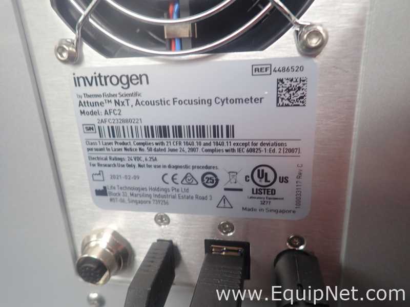 Invitrogen Attune NxT Acoustic Focusing Cytometer With CytKick Max And Extended Fluid System