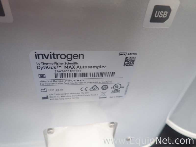 Invitrogen Attune NxT Acoustic Focusing Cytometer With CytKick Max And Extended Fluid System