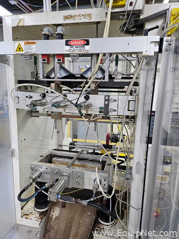 Máquina Vertical Formadora, Llenadora y Selladora  General Packaging Equipment 80L2CC