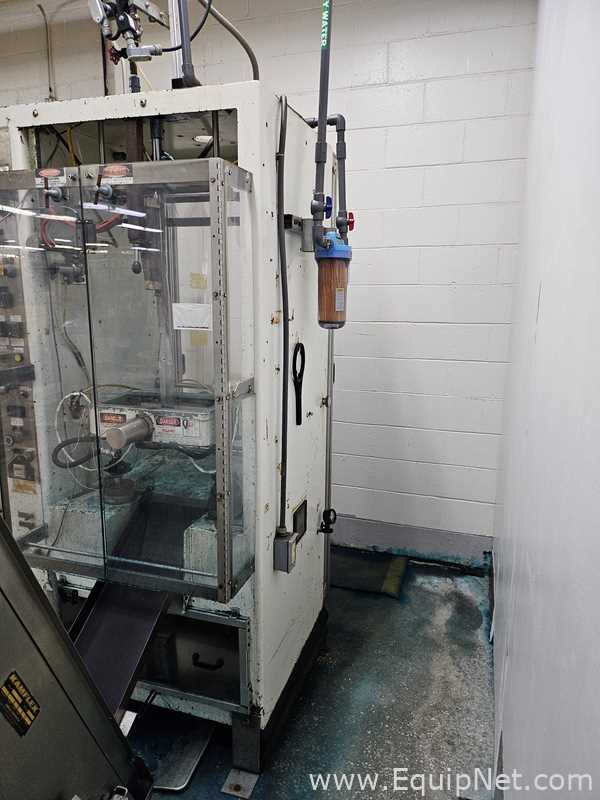 Máquina Vertical Formadora, Llenadora y Selladora  General Packaging Equipment 80AC
