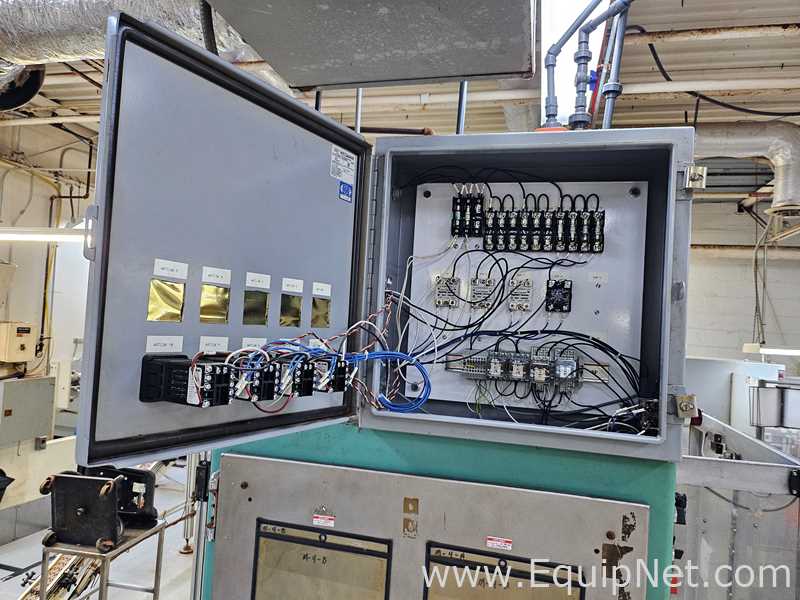 General Packaging Equipment 70L2C Vertical Form Fill Seal Machine