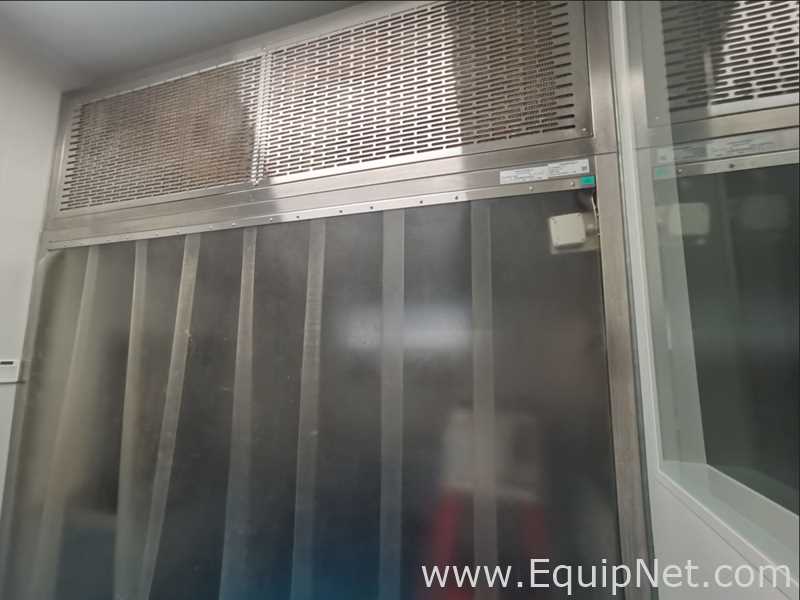 Capela de Exaustão e Fluxo Laminar Shanghai Feirry Pharmaceutical Equipment Co., Ltd. LAF2200
