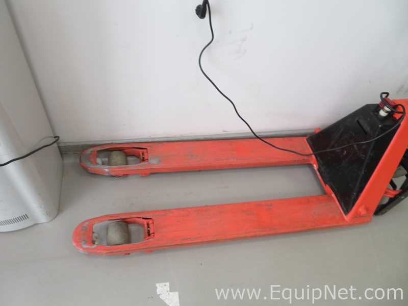Toyota BT Pro Lifter LHT100 Hand Pallet Truck