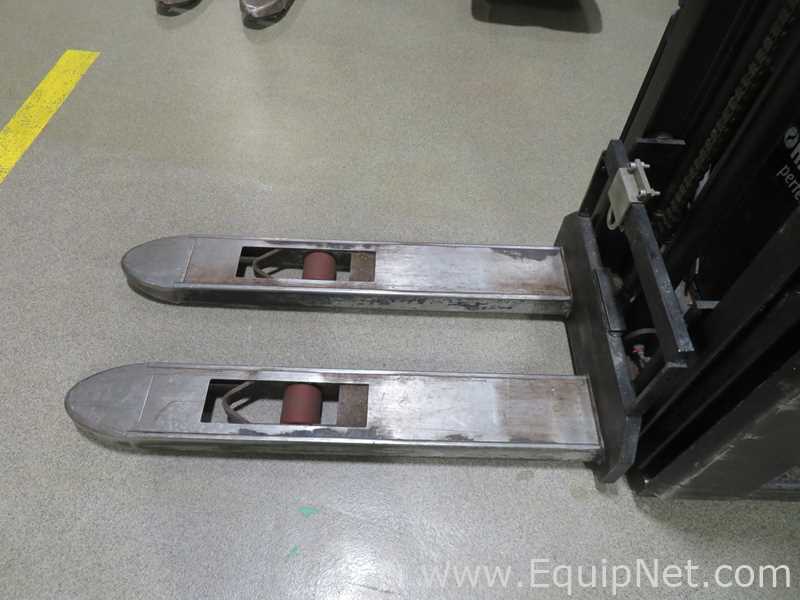 Manipulação de Material Toyota SWE140
