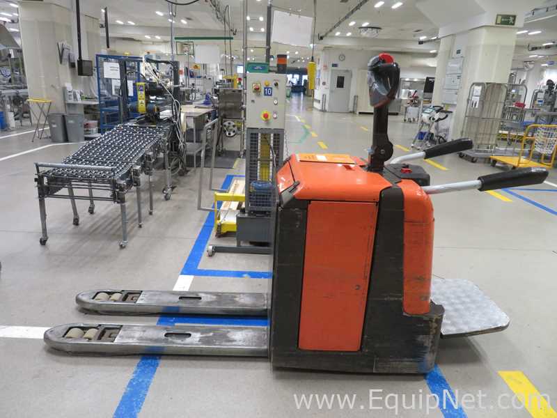 Macaco de Paletes Toyota Requisitos de Ar 2400 KGS