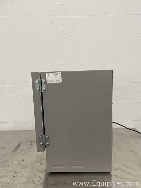 VWR 1500EM Digital Incubator