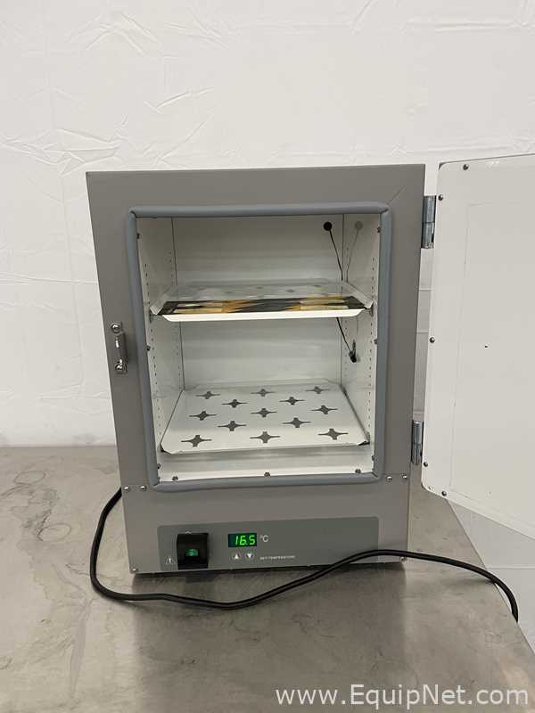 VWR 1500EM Digital Incubator