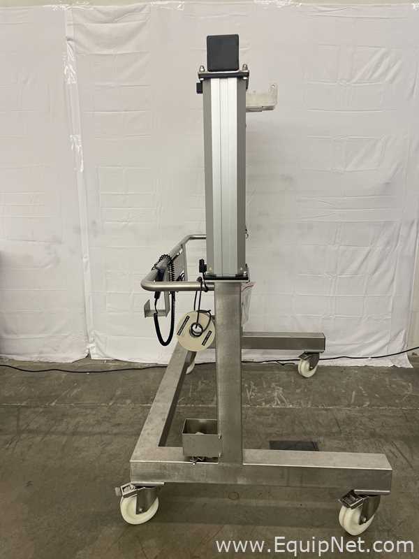 Bio-Rad Maintanence Lift
