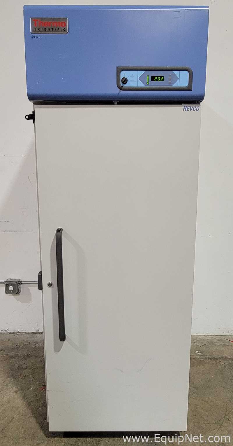 Thermo Scientific UGL2320A Freezer