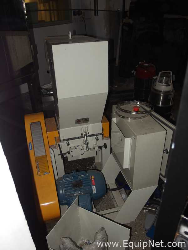 Rone N 300 Knife Mill