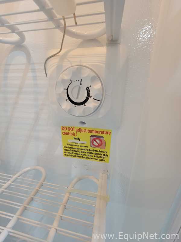 VWR Scientific SCBMF-2020 Freezer