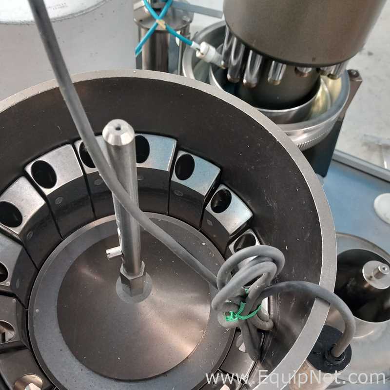 Máquina Encapsuladora y Llenadora de Cápsulas MG2 MG FUTURA
