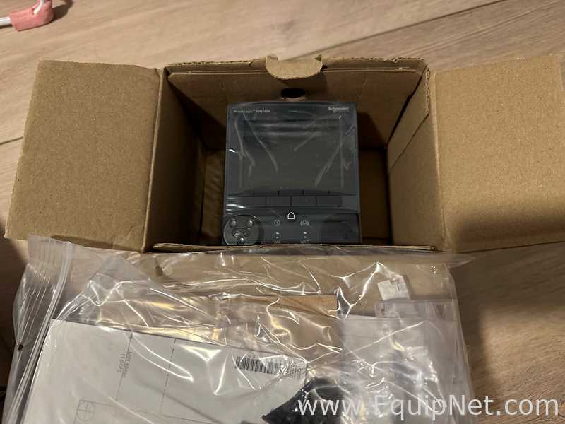 Schneider Electric - Medidor De Potencia PowerLogic 7400