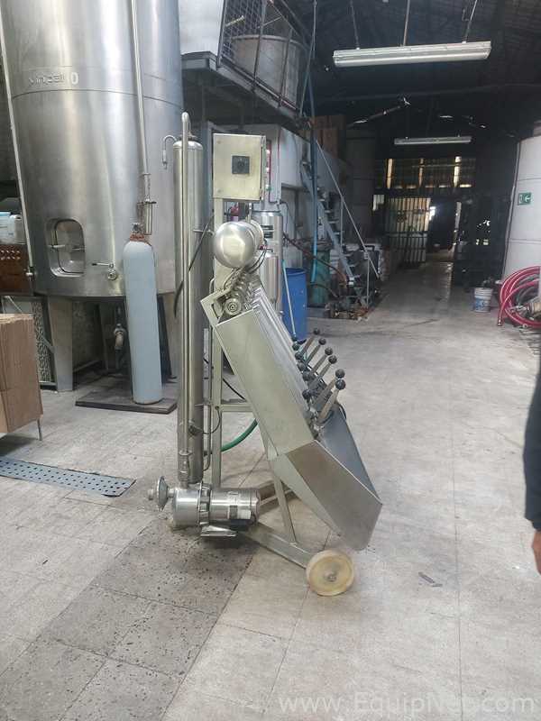Linha de Envase de Líquidos aço inox Vinipal CR350