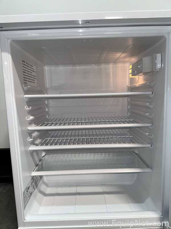 Lot Of Fisher Brand GTFBV05RPSA And 05LREEFSA Isotemp Undercounter Refrigerators