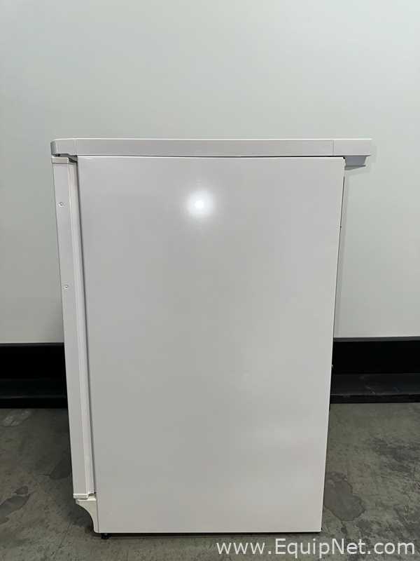 Lot Of Fisher Brand GTFBV05RPSA And 05LREEFSA Isotemp Undercounter Refrigerators