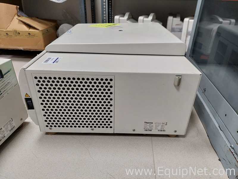 Thermo Multifuge 3SR Plus Refrigerated Centrifuge